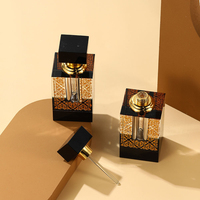 Botol Parfum Kaca Kosong Custom Grosir dengan Cetak Permukaan Semprot Bentuk Silinder Tersedia OEM/ODM 10ml