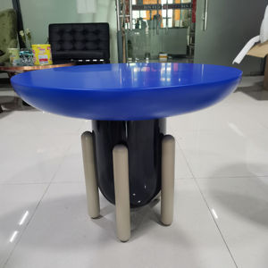 Table basse moderne en fibre de verre, petite taille, facile à transporter, plateau en verre - Product Image 4