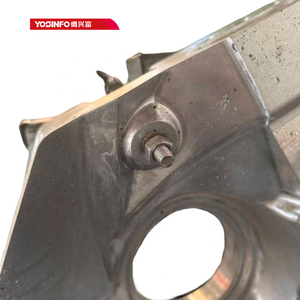 Tragbarer Auto-Kraftstofftank 5L/10L/20L Aluminium-Benzinbehälter mit Antistatik-Funktion und Ausgießrohr, rotationsgeformt, kundenspezifische Form - Product Image 5