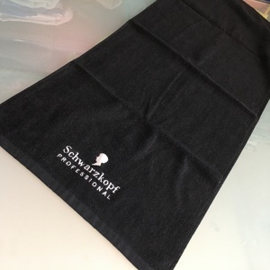 Toalla <span class=keywords><strong>de</strong></span> <span class=keywords><strong>mano</strong></span> bordada negra personalizada Toalla <span class=keywords><strong>de</strong></span> gimnasio <span class=keywords><strong>de</strong></span> impresión Toalla <span class=keywords><strong>de</strong></span> pelo <span class=keywords><strong>de</strong></span> algodón con logotipo - Product Image 5