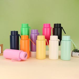 Botella de Agua Deportiva de Acero Inoxidable 316 con Aislamiento al Vacío, Personalizada, para Exteriores, Gran Capacidad de 34 oz, con Pajita para Uso en Automóvil, Mantiene la Temperatura de 6 a 12 Horas - Product Image 1