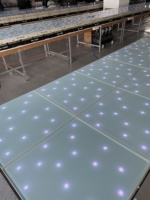 Kit de sol de danse étoilé Marslite avec panneaux et dalles LED blanches pour décoration