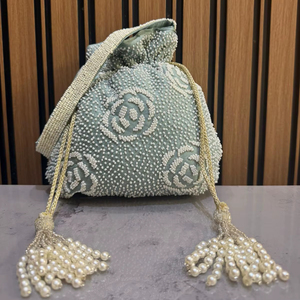 Por encargo exquisito hecho a mano pesado diseñador Potli lujoso terciopelo crudo seda brocado Bases perla detalles boda noche - Product Image 1