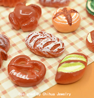 Miniature bretzel pain résine breloques pour maison de poupée Mini nourriture bricolage accessoires faire épingle à cheveux décorations