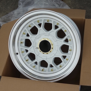 Rines de Aleación de Aluminio de 15 y 17 Pulgadas para Autos, Modificados para Usar con Fit, Santana, Jetta y Sail - Product Image 3