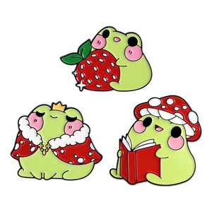 Broche Cape Peinte Motif Petit Grenouille Mignonne <span class=keywords><strong>Prince</strong></span> <span class=keywords><strong>Fraise</strong></span>, Accessoire Vestimentaire, Cadeau <span class=keywords><strong>de</strong></span> Mariage Exquis - Product Image 5