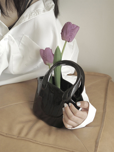 Sac à main créatif en céramique, Vase de fleurs en forme de panier, Pot de fleurs noir brillant, décoration de la maison, améliore la qualité de votre ascenseur - Product Image 3