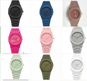 Offre Spéciale montre à <span class=keywords><strong>quartz</strong></span> en plastique pour hommes de style moyen-orient cadran de couleur unie en gros tenue quotidienne décontractée - Product Image 2