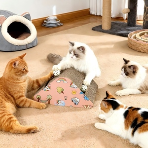 Lit grattoir triangulaire pour <span class=keywords><strong>chat</strong></span> avec clochette en carton ondulé, mobilier de protection pour chats d'intérieur, vente en gros - Product Image 2