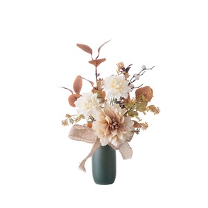 Bouquet artificiel de dahlias et d'eucalyptus en tissu tissé plastique Wind Returns pour la décoration intérieure CF02010 - Product Image 5