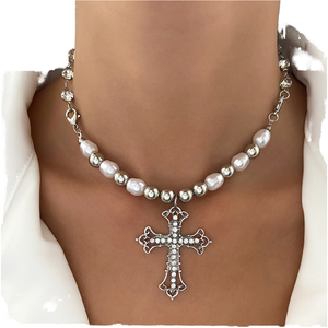 Kalung Salib Pria <span class=keywords><strong>Retro</strong></span> Baru 2025 dari Baja Anti Karat Lapis Emas Rantai Model Mahkota Berlian Mutiara Batu Utama Desain Salib Unik - Product Image 2