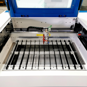 Máquina de corte por láser cnc laserMen-6040 de alta eficiencia para corte de materiales no metálicos - Product Image 5