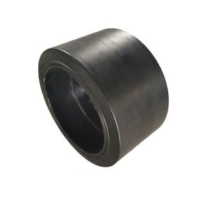 Gran Oferta: Neumáticos Sólidos <span class=keywords><strong>de</strong></span> Goma <span class=keywords><strong>de</strong></span> Última Generación 15x7x11 1/4 para Carretillas Elevadoras y Fresadoras en Frío - Product Image 1