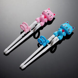 <span class=keywords><strong>Palillos</strong></span> <span class=keywords><strong>de</strong></span> entrenamiento para niños y adultos, <span class=keywords><strong>palillos</strong></span> <span class=keywords><strong>de</strong></span> práctica para principiantes, ayudante <span class=keywords><strong>de</strong></span> <span class=keywords><strong>aprendizaje</strong></span> reutilizable <span class=keywords><strong>de</strong></span> acero inoxidable - Product Image 3