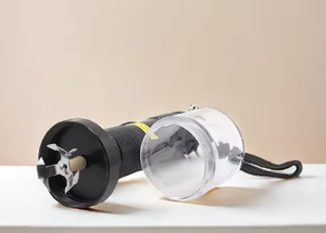 Triturador de Tabaco y Hierbas Manual CANNA CNEG0006 de Aleación de Aluminio y Plástico, Pequeño, con Forma de Linterna de 63 mm - Product Image 2