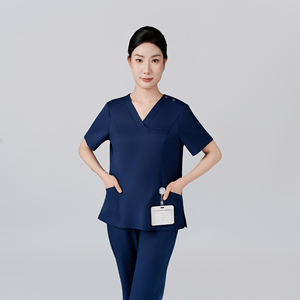 Divisa Medica <span class=keywords><strong>per</strong></span> Donne, Camicia e Pantaloni <span class=keywords><strong>per</strong></span> Medici e <span class=keywords><strong>Infermieri</strong></span>, Uniformi Ospedaliere in Tagli Eleganti e Vari Design - Product Image 2