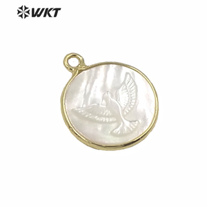 WT-JP237 WKT nouveau design usine directement vente christian religieux la paix pigeon pendentif sculpté naturel blanc pigeon shell pendentif - Product Image 4