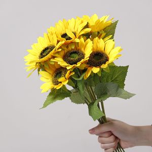 Bouquet de tournesols artificiels Dream Castle, fleurs en soie et plastique réalistes pour la décoration du salon et de la table à manger - Product Image 3