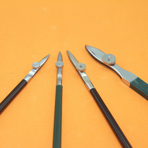 Strumenti di cartone animato penna <span class=keywords><strong>a</strong></span> becco d'anatra in metallo disegno artistico disegnato <span class=keywords><strong>a</strong></span> <span class=keywords><strong>mano</strong></span> linea retta modello di strumento 117 (piccolo) 10x1,5 cm - Product Image 5