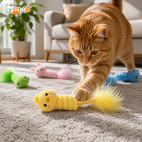 Jouet pour chaton en peluche douce et froissée, avec herbe à chat, motif animaux colorés sur le thème du printemps, amusant et personnalisé, fabriqué par Famipet