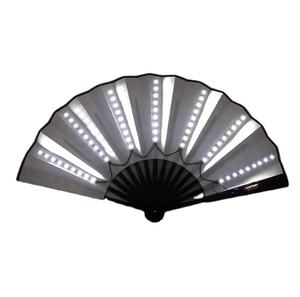 Ventilador de Mano LED de Seis Colores 5V al por Mayor para Hombre, de Tela de Seda Negra y Bambú Negro con LED para Danza y Fotografía - Product Image 5