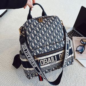 Fashionable Women's PU Material <b>Backpack</b>. the Inner Lining Is Made of Polyester. It Is Suitable for Daily Use. - Product Image 3