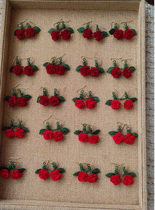 الكروشيه دائرة القرط هوك الصغير عقدة المجوهرات اليدوية الزفاف روز توليب تتدلى الأقراط قطرة الأذن مصغرة الكروشيه تتدلى هدية - Product Image 2