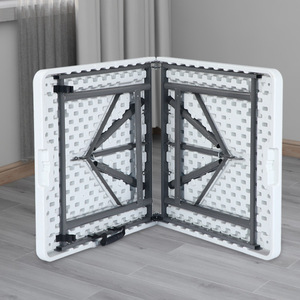 Mesa de Comedor Plegable Portátil Moderna y Resistente de Plástico y Acero para Uso en Escuelas y Hoteles, Marca GQK - Product Image 1