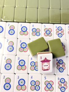 Modèle personnalisé 179 – Jeu de Mahjong et de <span class=keywords><strong>Poker</strong></span> en acrylique américain vert jade à 3 niveaux, pliable, de luxe, moderne, résistant à l'eau, portable, pour <span class=keywords><strong>casino</strong></span> - Product Image 3