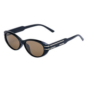Gafas de sol polarizadas ovaladas para mujer Dl-D7529, montura de metal negro, lentes TAC, protección UV400, para un estilo urbano a la moda. - Product Image 4