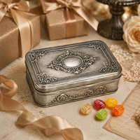 Boîte à bonbons vintage en argent style antique avec couvercle gaufré pour emballage cadeau rétro