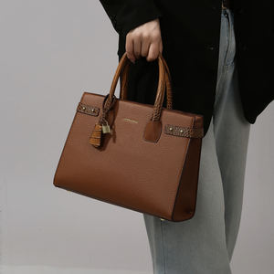 Borsa a Spalla Convertibile da <span class=keywords><strong>Donna</strong></span> in Pelle PU di Alta Qualità - Borsa a Mano alla Moda con <span class=keywords><strong>Tracolla</strong></span> Rimovibile per Viaggi Quotidiani - Product Image 3