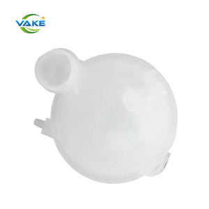 1307VE 132386 1323A3 1323EZ Réservoir d'expansion de <span class=keywords><strong>liquide</strong></span> de <span class=keywords><strong>refroidissement</strong></span> Réservoir de radiateur Bouteille d'eau Systèmes de <span class=keywords><strong>refroidissement</strong></span> pour 307 <span class=keywords><strong>206</strong></span> 208 207 308 - Product Image 3