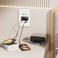Top-Modell 10A 20W Schnell-Ladewandsteckdose mit einziehbarem Typ-C-Kabel & 1*Standard-Steckdose zur Wandmontage für gewerbliche Nutzung