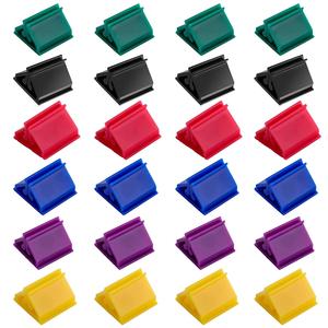 Support de table triangulaire écologique en plastique transparent pour pièces de jeu, porte-numéros et porte-cartes pour fêtes - Product Image 1
