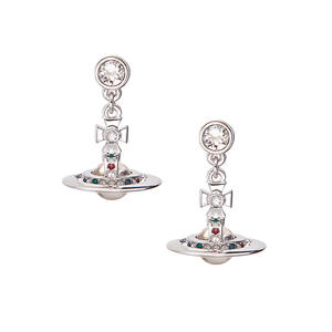 Pendientes Colgantes de Saturno con Grabado UFO de la Emperatriz Vivian, Incrustaciones de Diamantes Completas, Coloridos, Combinan con Todo, Joyería para Mujer - Product Image 4