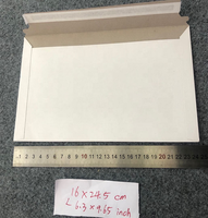 Enveloppes d'expédition plates en carton rigide imprimées non pliables A4 personnalisées Enveloppes en papier kraft auto-scellantes pour expédition