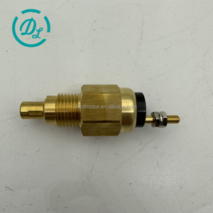 Sensor de Temperatura del Agua EexcavaStart 8-97125601-1 8971256011 para Motores Isuzu EX200-5 EX300-5 - Reemplazo Preciso y Confiable - Product Image 1