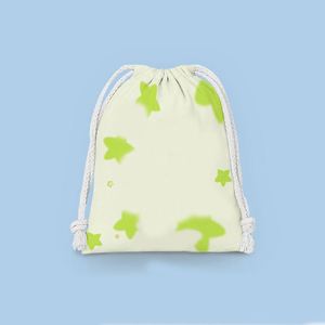 Sac en toile pliable à cordon de serrage avec motif de dessin animé personnalisé, vente chaude en gros d'usine, sac à la mode en toile pour femme, personnalisable - Product Image 5