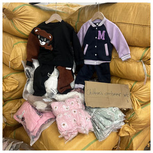 Nouveaux ensembles de vêtements décontractés pour filles, très demandés, confortables et élégants, avec des cardigans en tricot rayés et des ensembles pour enfants - Product Image 3