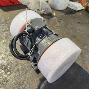 มอเตอร์สั่นสะเทือนอุตสาหกรรม แบบกรองแบบถังสั่น ป้องกันฝุ่นและกันน้ำ - Product Image 3