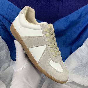 2025 diseñador de moda zapatos de tenis personalizados para hombres mujeres alta calidad aumento de altura cómodo Casual con plantilla de goma - Product Image 5