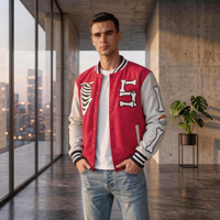 Blouson universitaire en chenille surdimensionné style hip-hop, personnalisé et brodé, avec manches en PU et motif squelette, idéal pour l'hiver – Vente en gros