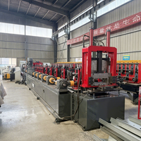 Machine de formage à froid de profilés en acier de type C et U de haute qualité entièrement automatique, fabriquée sur mesure en Chine