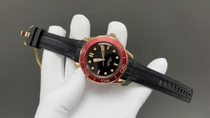 Nouvelle montre de plongée mécanique lumineuse de luxe 2025, design de marque haut de gamme, acier inoxydable rouge, résistance à l'eau 3 ATM - Product Image 4