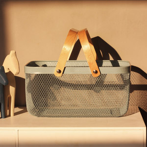 Panier de rangement en fil métallique pour cuisine, dortoir, bureau – Idéal pour légumes, fruits, collations, articles divers – Conception creuse avec poignée intégrée - Product Image 4