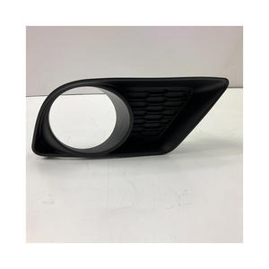 Jeu de garnitures de phare antibrouillard pour <span class=keywords><strong>Dodge</strong></span> <span class=keywords><strong>Charger</strong></span> 2011-2014 gauche et droite avec trou de phare antibrouillard 68092572AA 68092573AA - Product Image 1