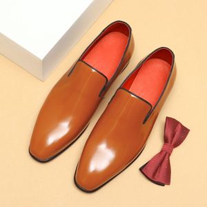 Wholesale Men's Formal Shoes with Shiny Patent Leather and Top-grade Cowhide Pointed Toe Autumn. Party Use <b>Extra</b>-<b>large</b> Size. - Product Image 4