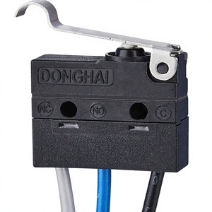 Nouvelle génération de pistolets de charge pour véhicules électriques à énergie nouvelle, interrupteur IP67, SPDT, étanche à la poussière, en plastique, 6A 250V, petite taille - Product Image 1