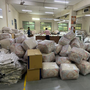 Pouf carré indien décoratif multicolore brodé Vintage fait à la main en Patchwork, nouvelle Collection - Product Image 2